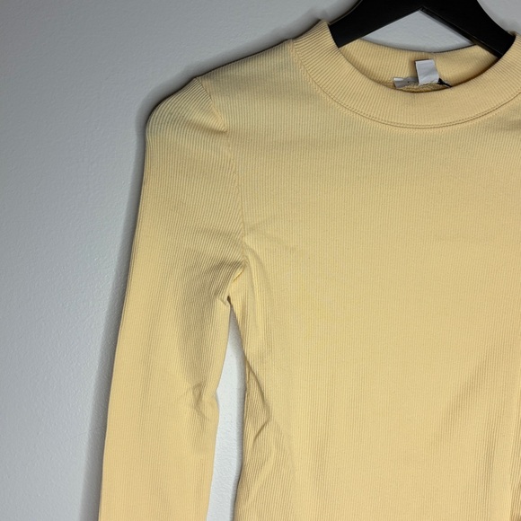 Top - Picture 4 of 5